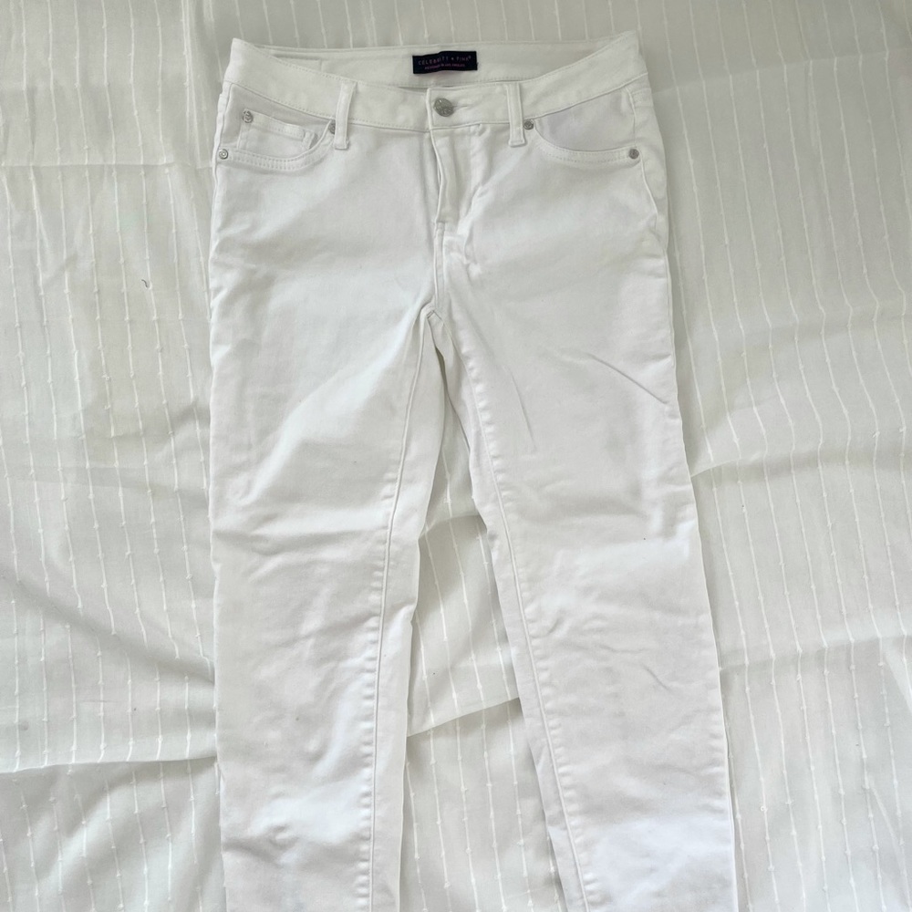 Celebrity Pink White Mid Rise Ankle Skinny